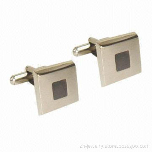 Square/silver gold-plated cufflink, smooth, shiny and bright polish